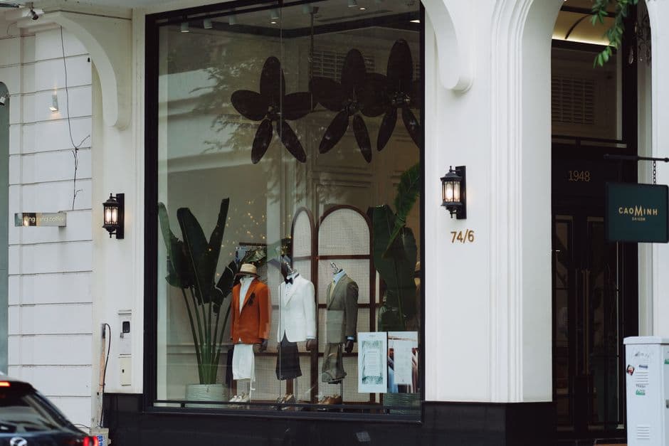 Elegant Retail / Storefront in Tarlac City — photo 3