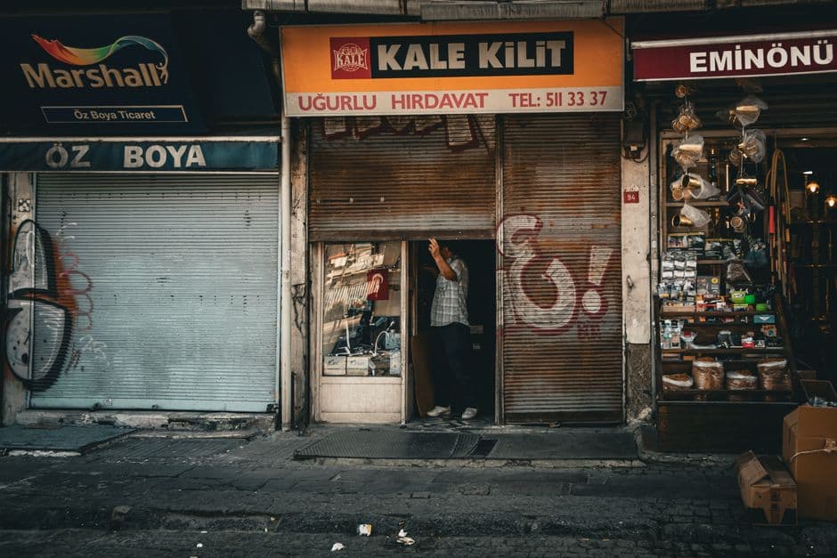 Charming Retail / Storefront in Guagua — photo 4
